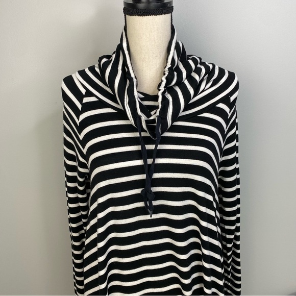 Lou & Grey black white stripe easy signature soft stretch Knit dress size S - Picture 8 of 15